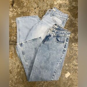 Levi’s Super low Loose Fit Jeans - SZ 28 - Lot Of 2